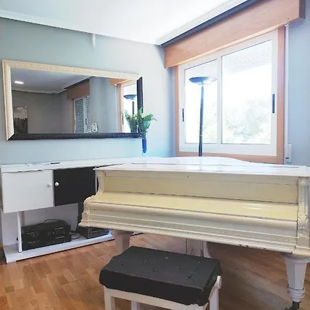 A Solo 5 Min De Ciudad Con Jardin Y Barbacoa * コマルカ・デ・オウレンセ