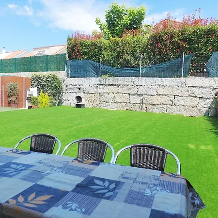 A Solo 5 Min De Ciudad Con Jardin Y Barbacoa 別荘 コマルカ・デ・オウレンセ