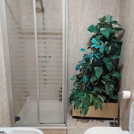 A Solo 5 Min De Ciudad Con Jardin Y Barbacoa